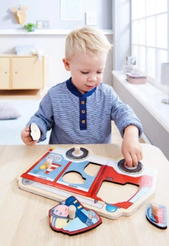 Haba 304594 Greifpuzzle Feuerwehrauto -Haba Verkaufsgeschäft haba 304594 greifpuzzle feuerwehrauto 2