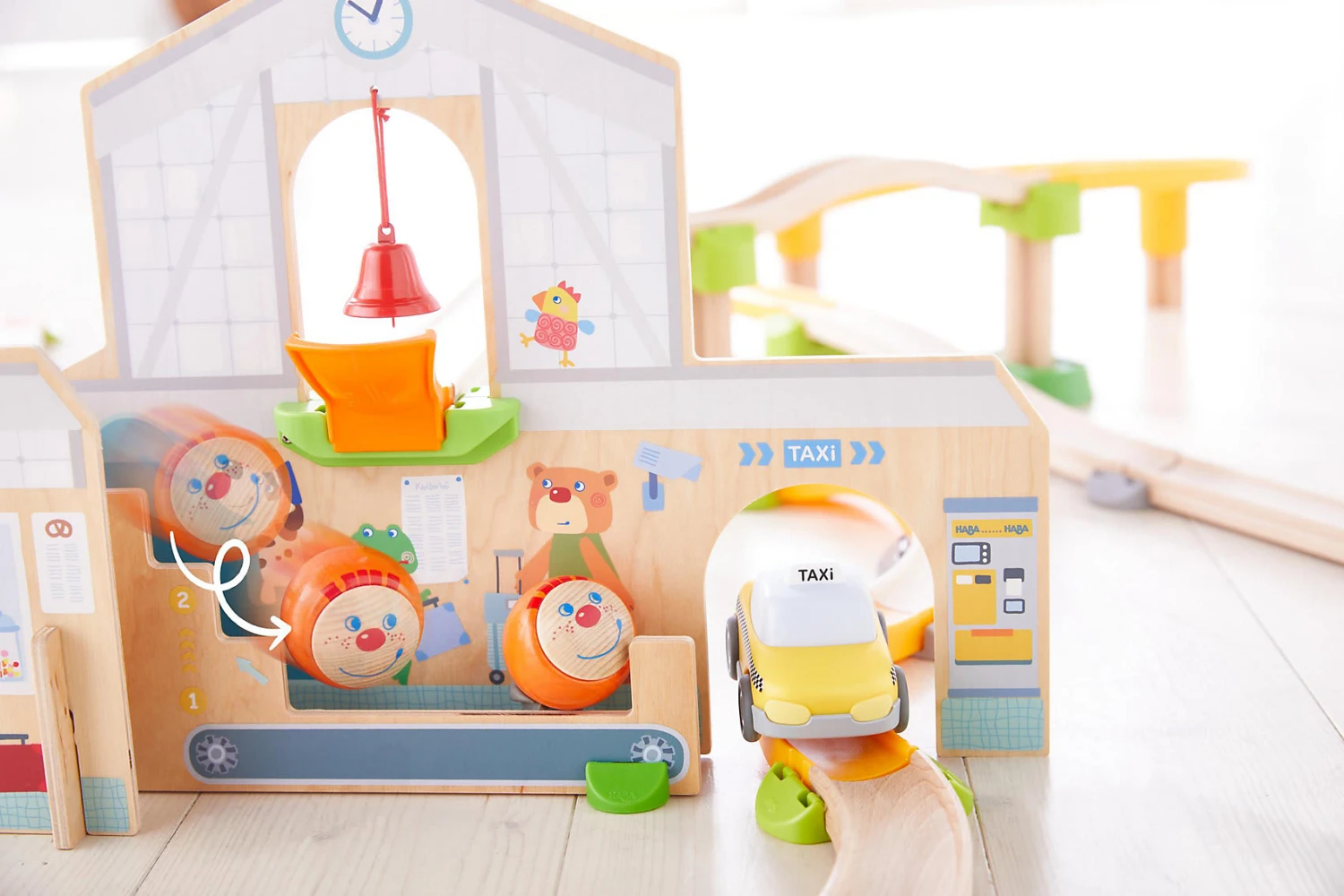 Haba 306745 Kullerbü – Spielbahn Bahnhof 8 Haba 306745 Kullerbü – Spielbahn Bahnhof – Bild 6